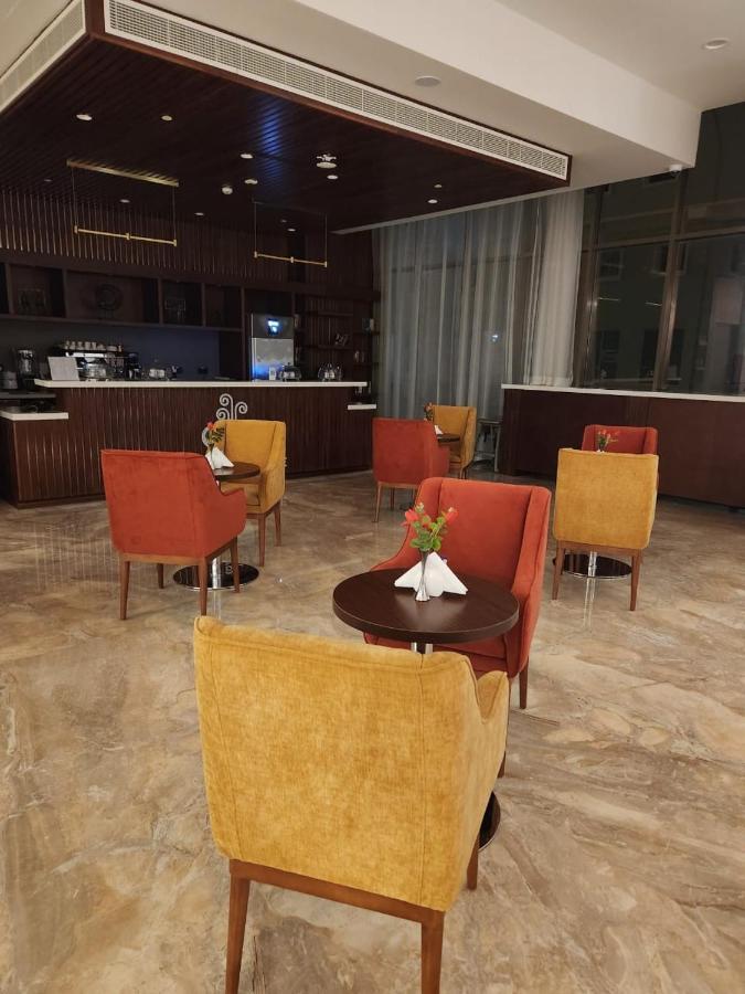 Kyriad Hotel Salalah Esterno foto
