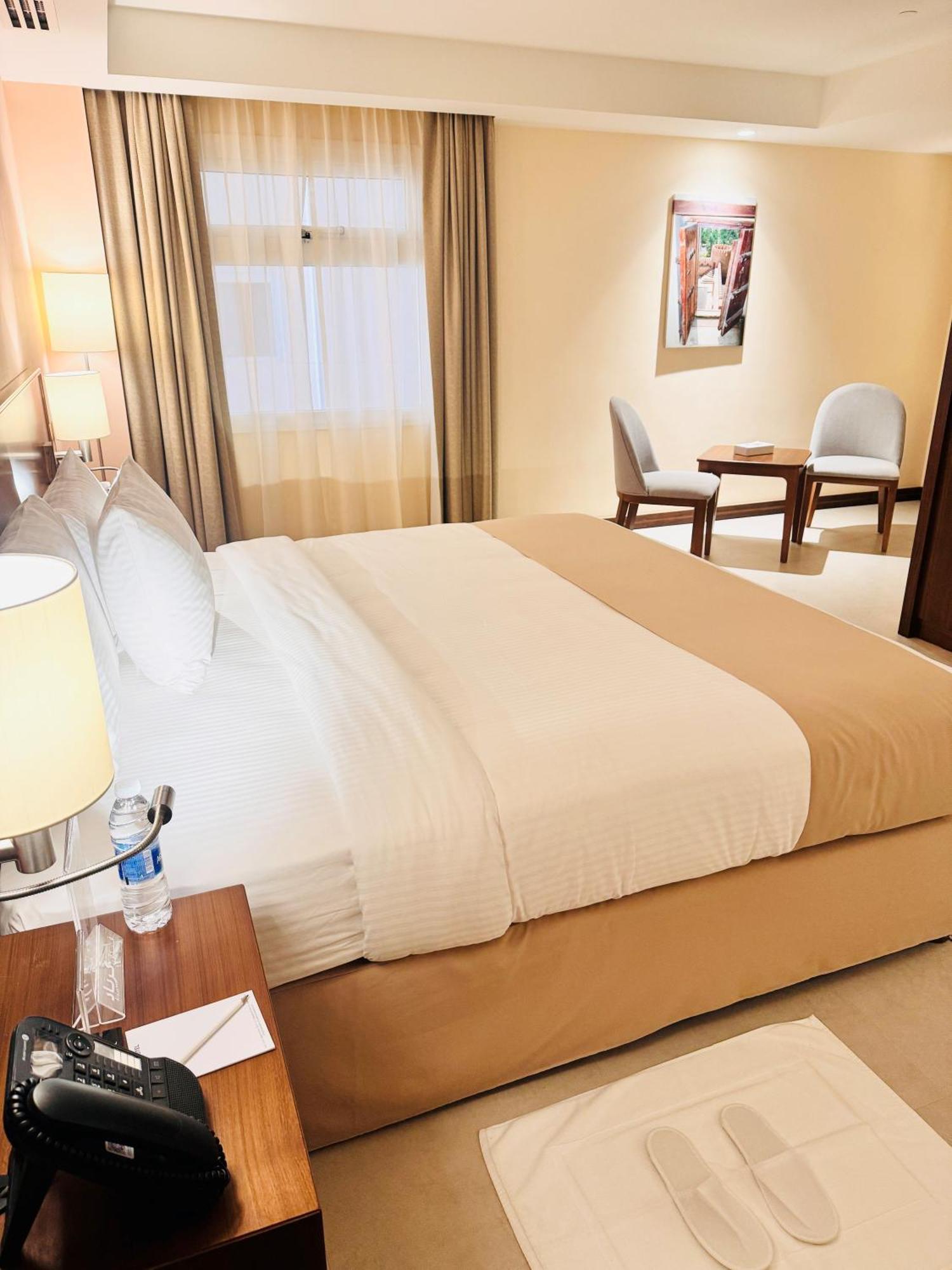 Kyriad Hotel Salalah Esterno foto