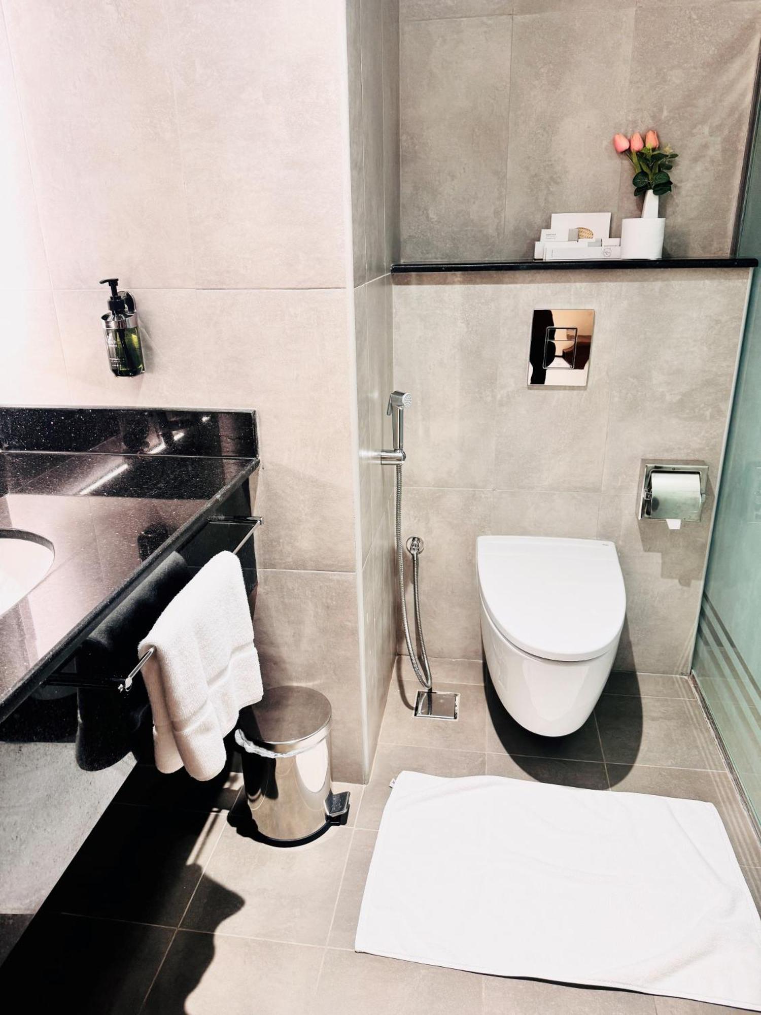 Kyriad Hotel Salalah Esterno foto